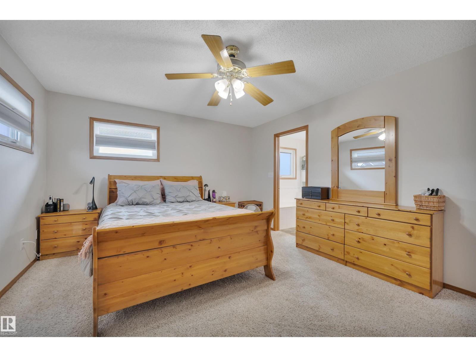 Photo 27 of 6415 159 Av Nw, Edmonton AB