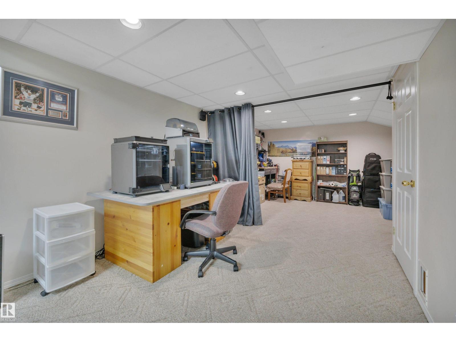 Photo 40 of 6415 159 Av Nw, Edmonton AB