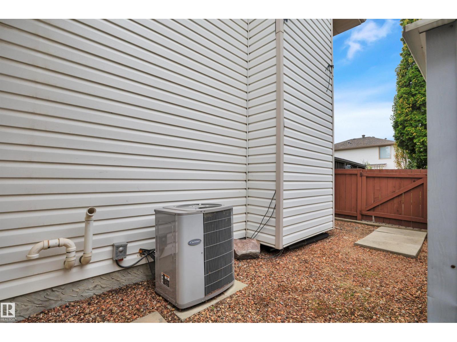 Photo 57 of 6415 159 Av Nw, Edmonton AB