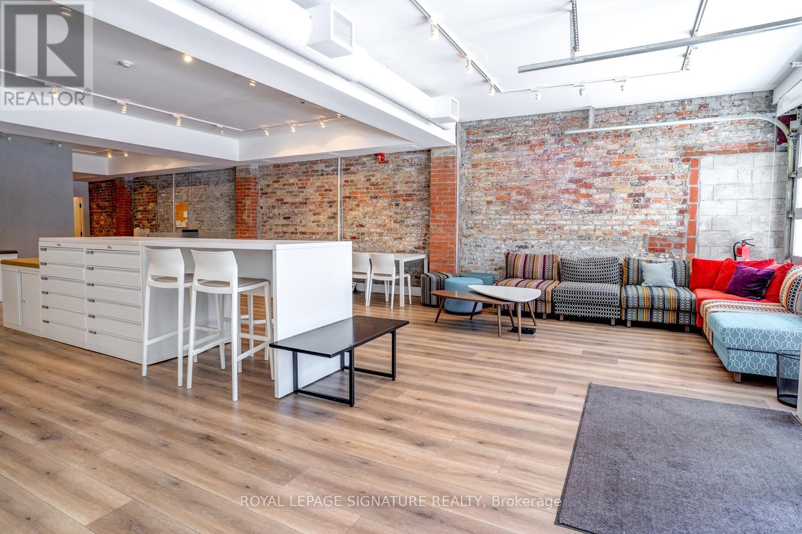 Photo 7 of Main 926 King Street W, Toronto ON