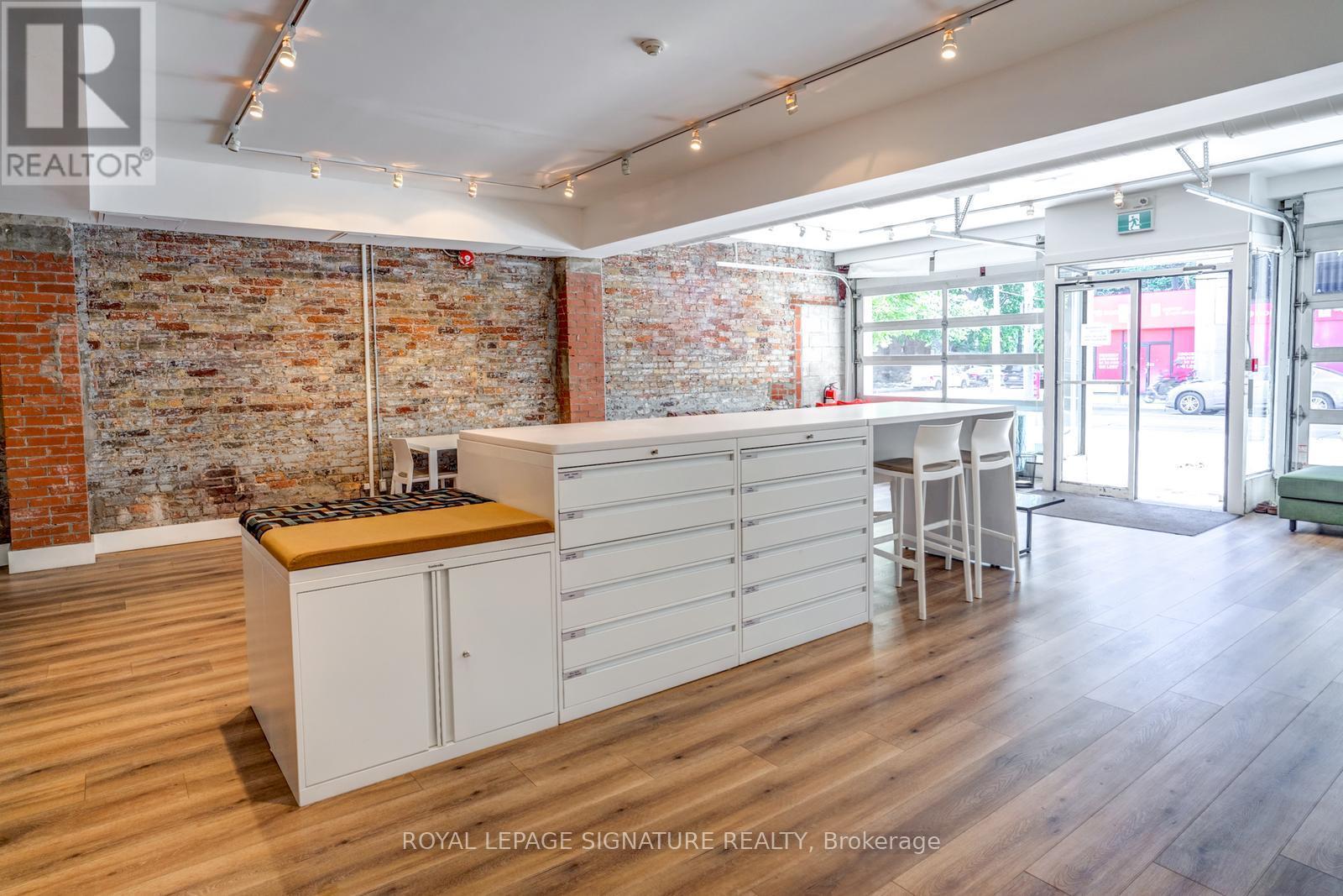 Photo 9 of Main 926 King Street W, Toronto ON