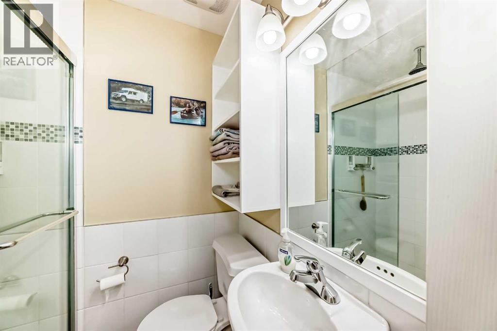 Single Family House for Sale in  Citadel Vista Close NW Citadel Calgary 