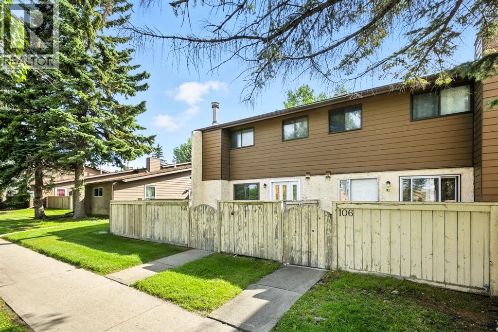 Single Family House for Sale in    Avenue SE Penbrooke Meadows Calgary 