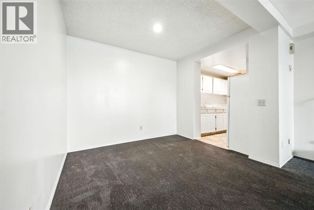 Single Family House for Sale in    Avenue SE Penbrooke Meadows Calgary 