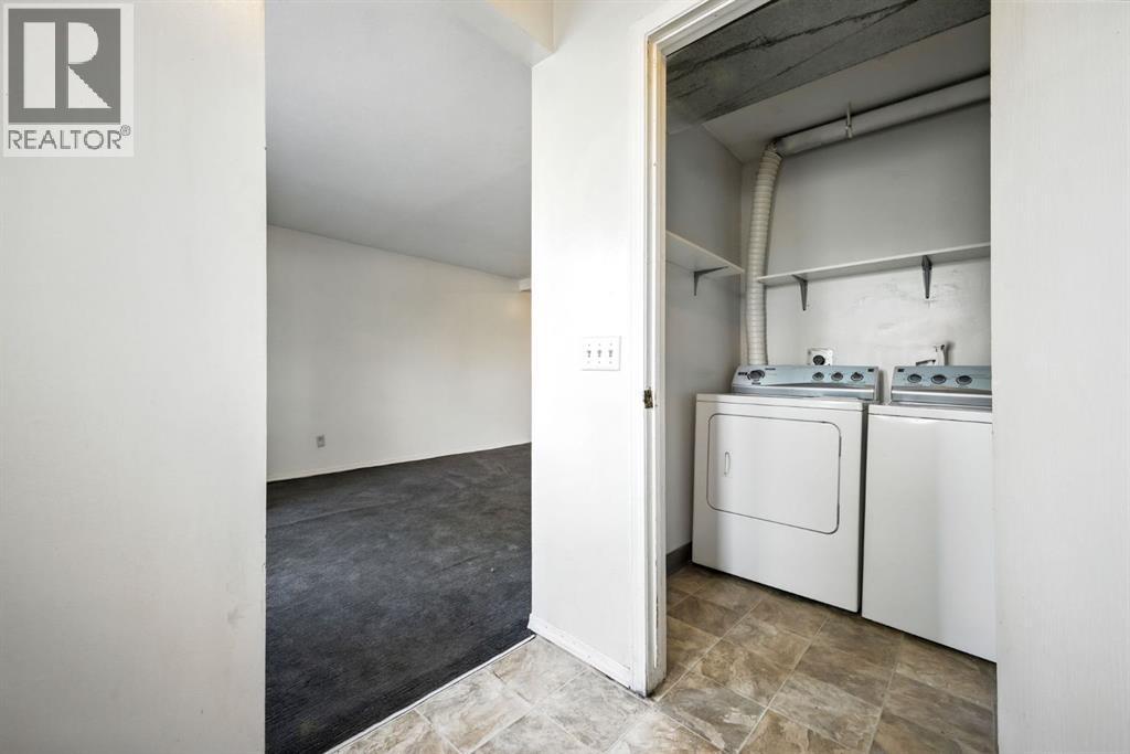 Single Family House for Sale in    Avenue SE Penbrooke Meadows Calgary 