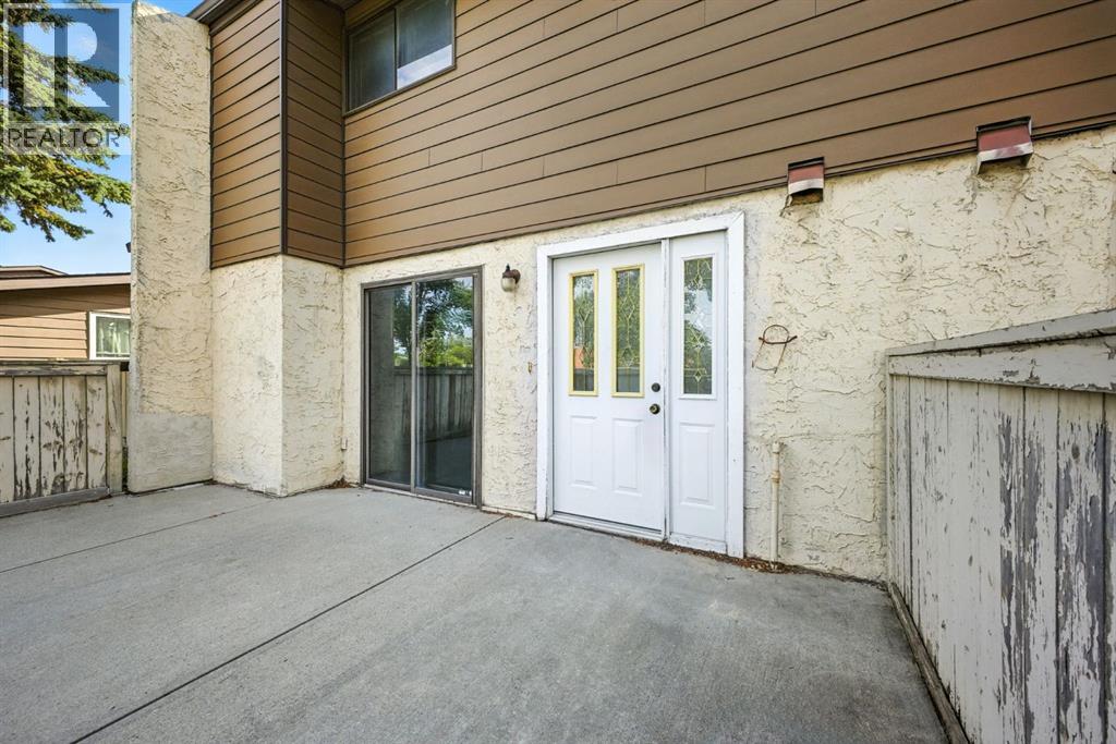 Single Family House for Sale in    Avenue SE Penbrooke Meadows Calgary 
