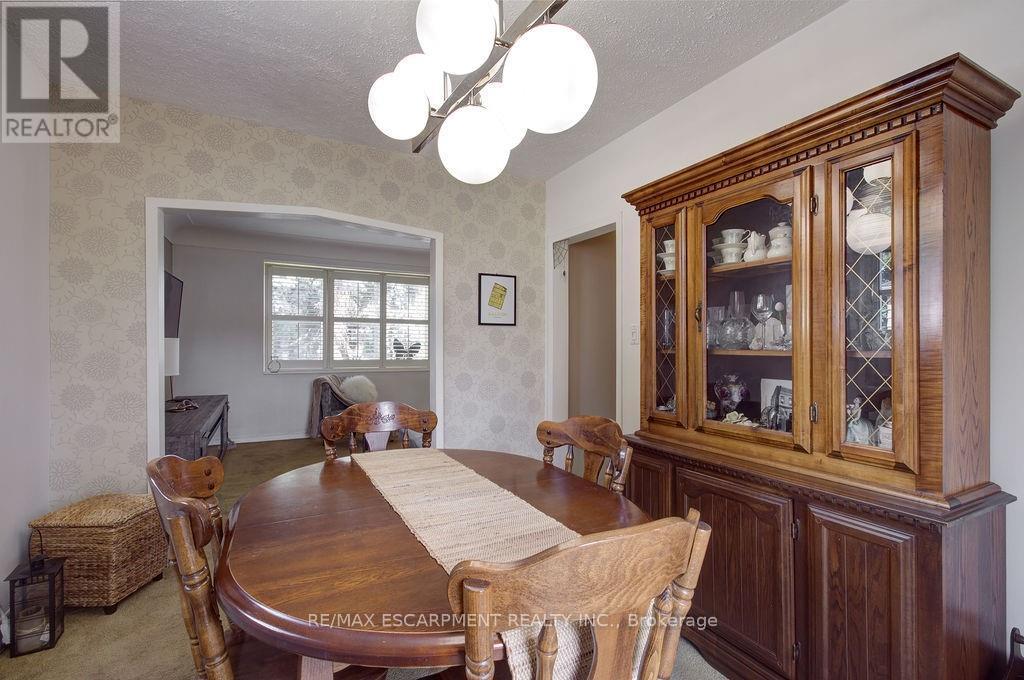 Photo 14 of 402 Crockett Street, Hamilton ON