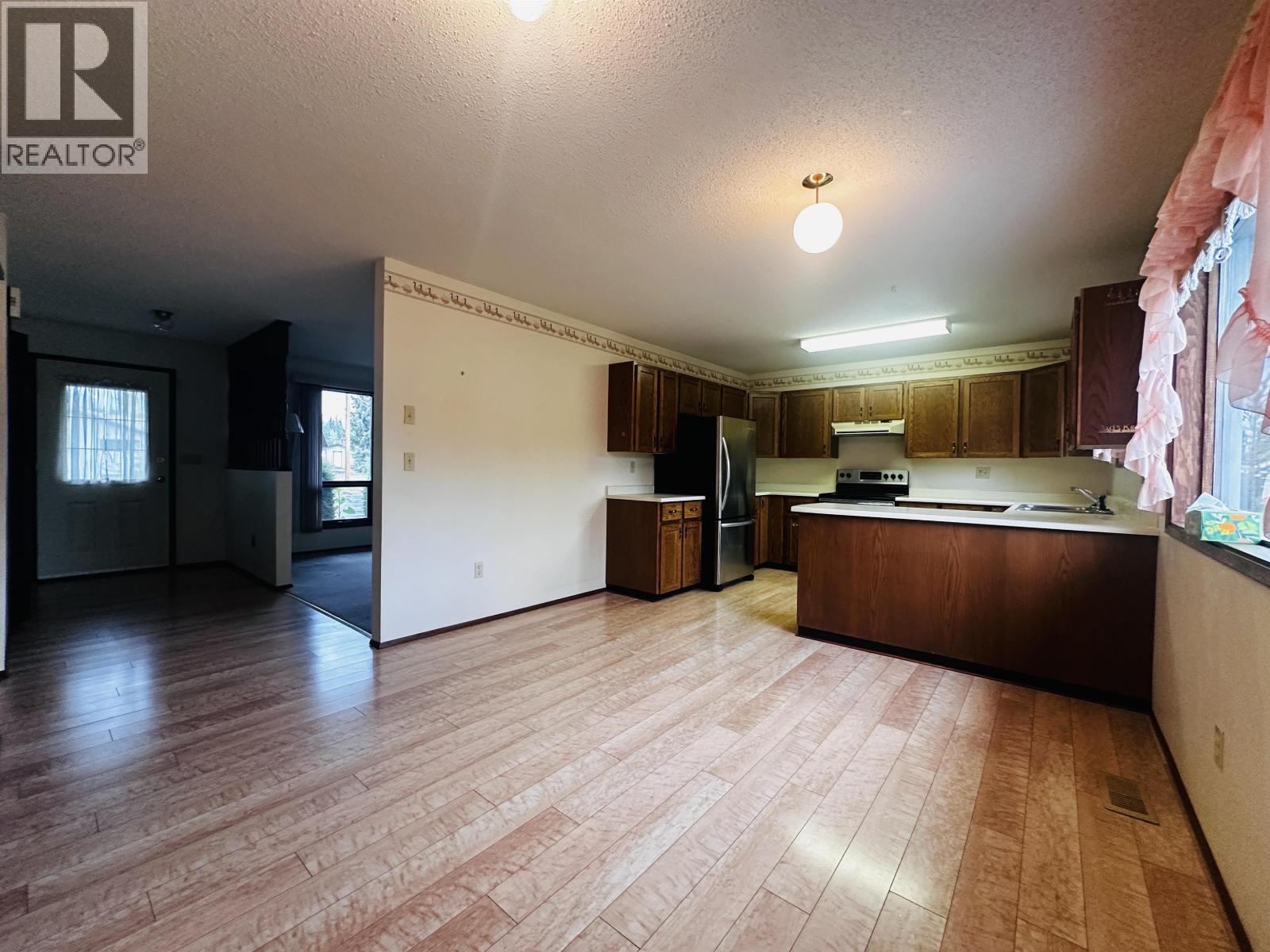 605 5TH Avenue, Burns Lake