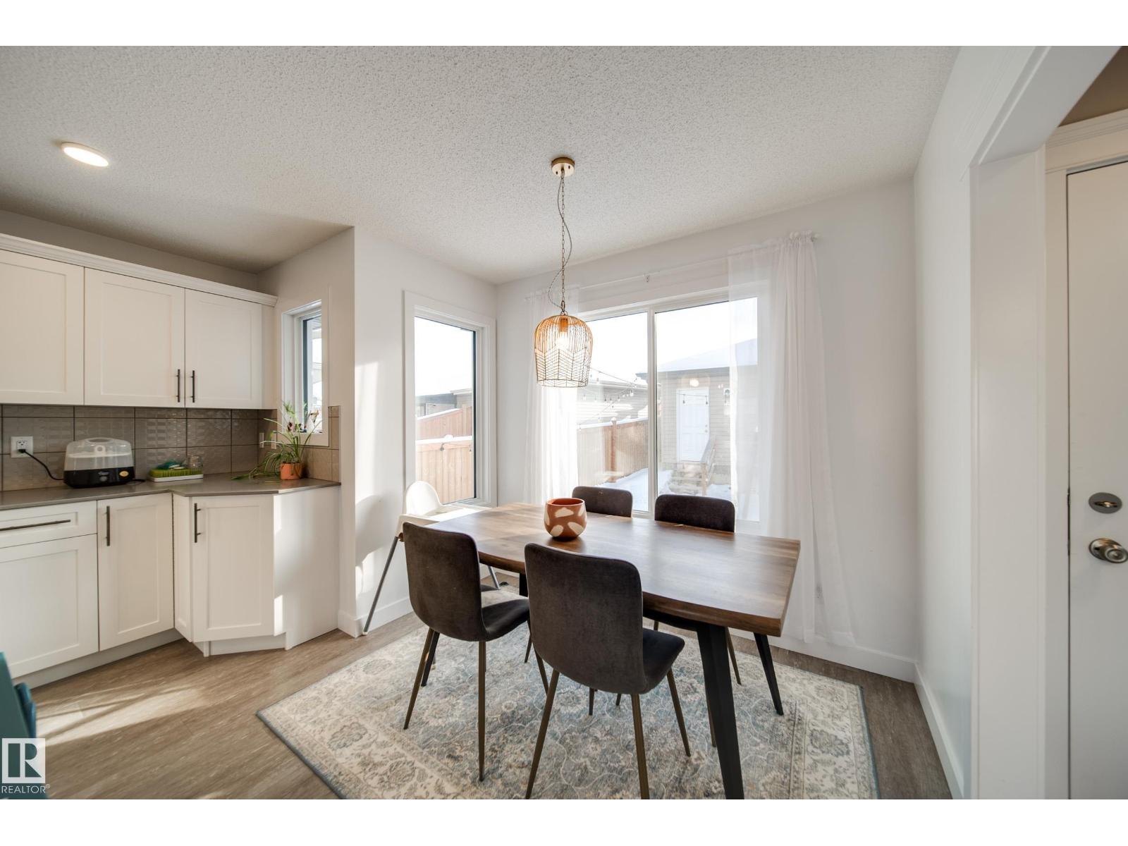 Photo 32 of 1263 Sandstone Bv, Sherwood Park AB
