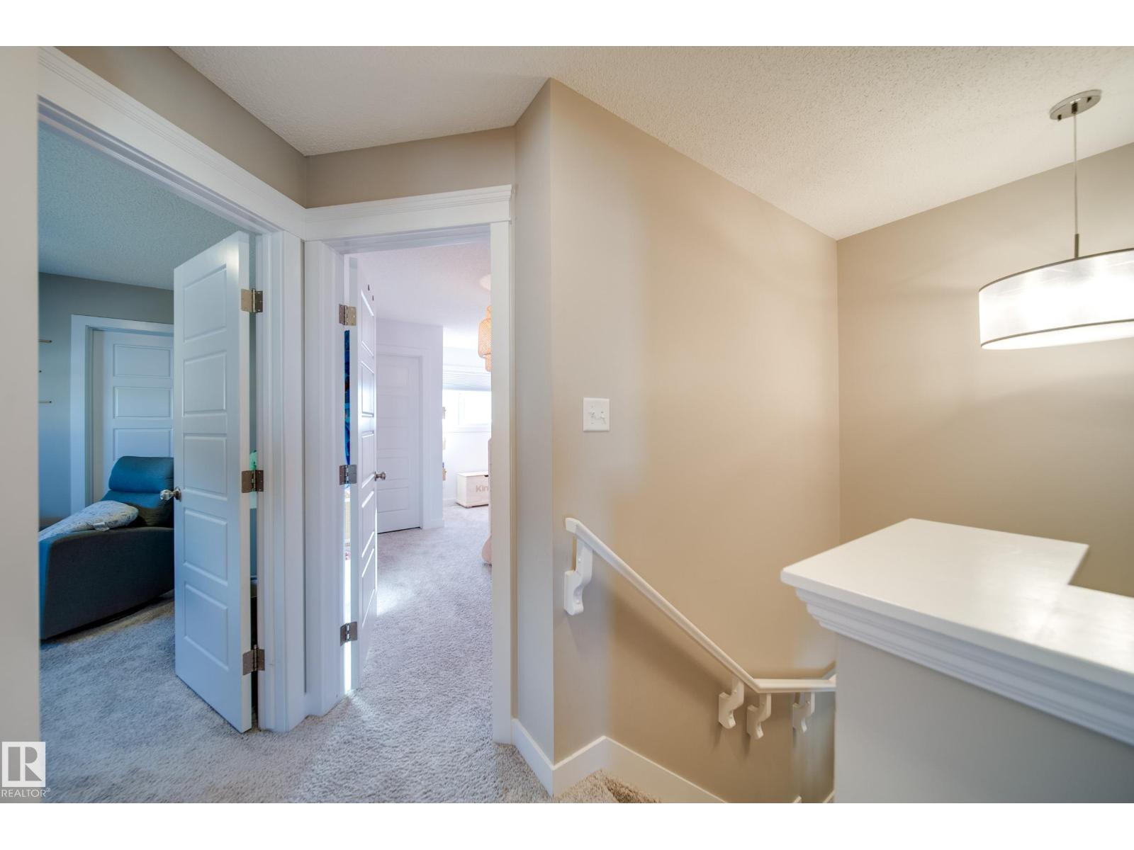 Photo 14 of 1263 Sandstone Bv, Sherwood Park AB