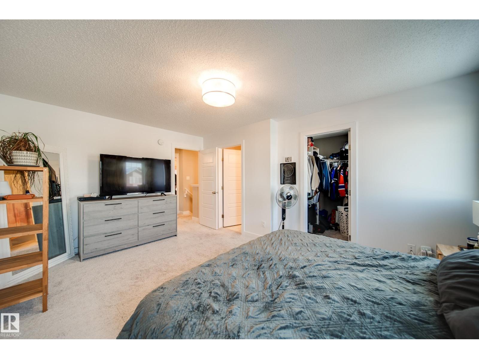 Photo 11 of 1263 Sandstone Bv, Sherwood Park AB