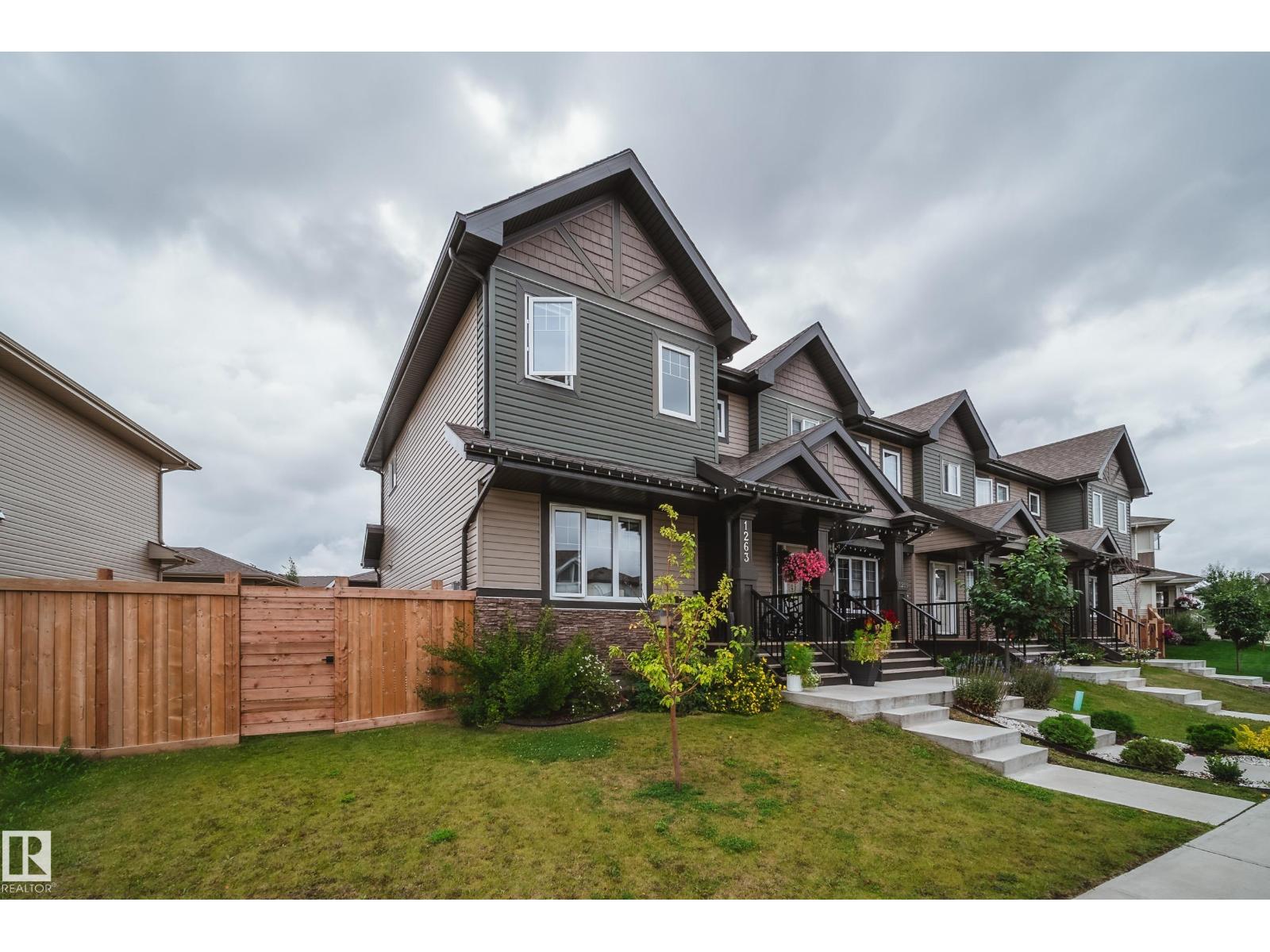 Photo 6 of 1263 Sandstone Bv, Sherwood Park AB