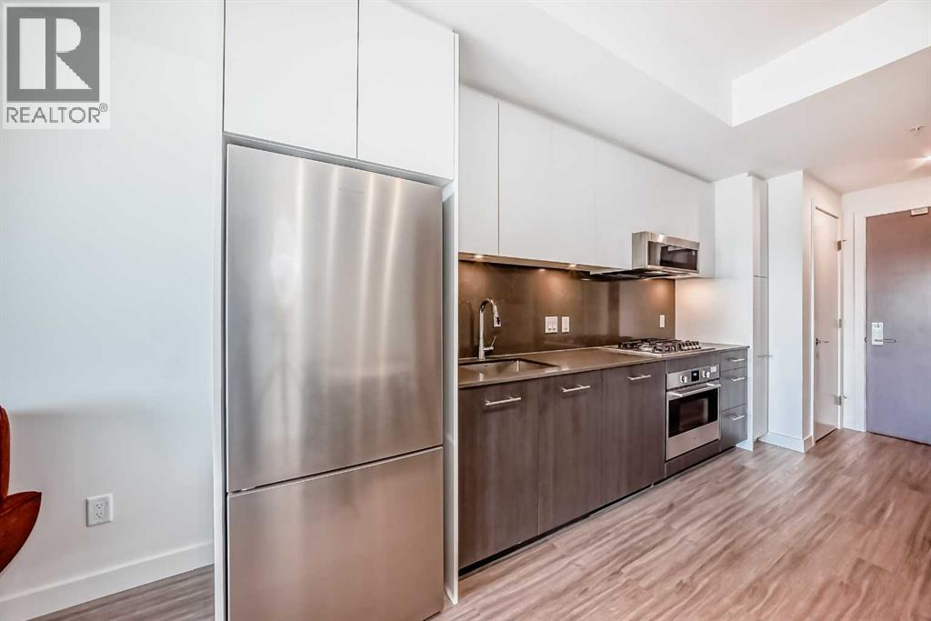 Single Family House for Sale in    Avenue SW Eau Claire Calgary 