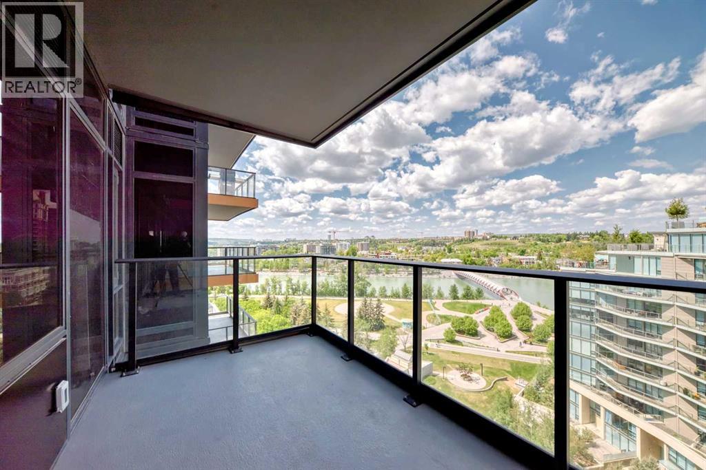 Single Family House for Sale in    Avenue SW Eau Claire Calgary 
