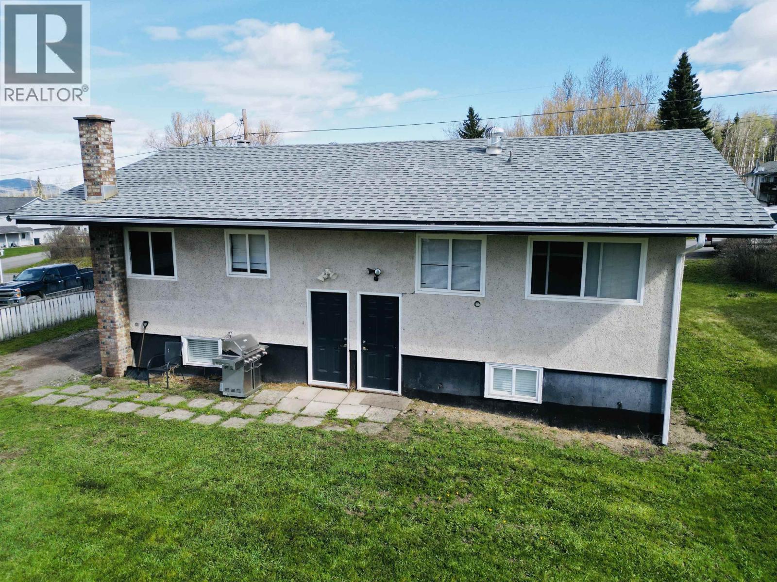 300 8TH AVENUE, Burns Lake