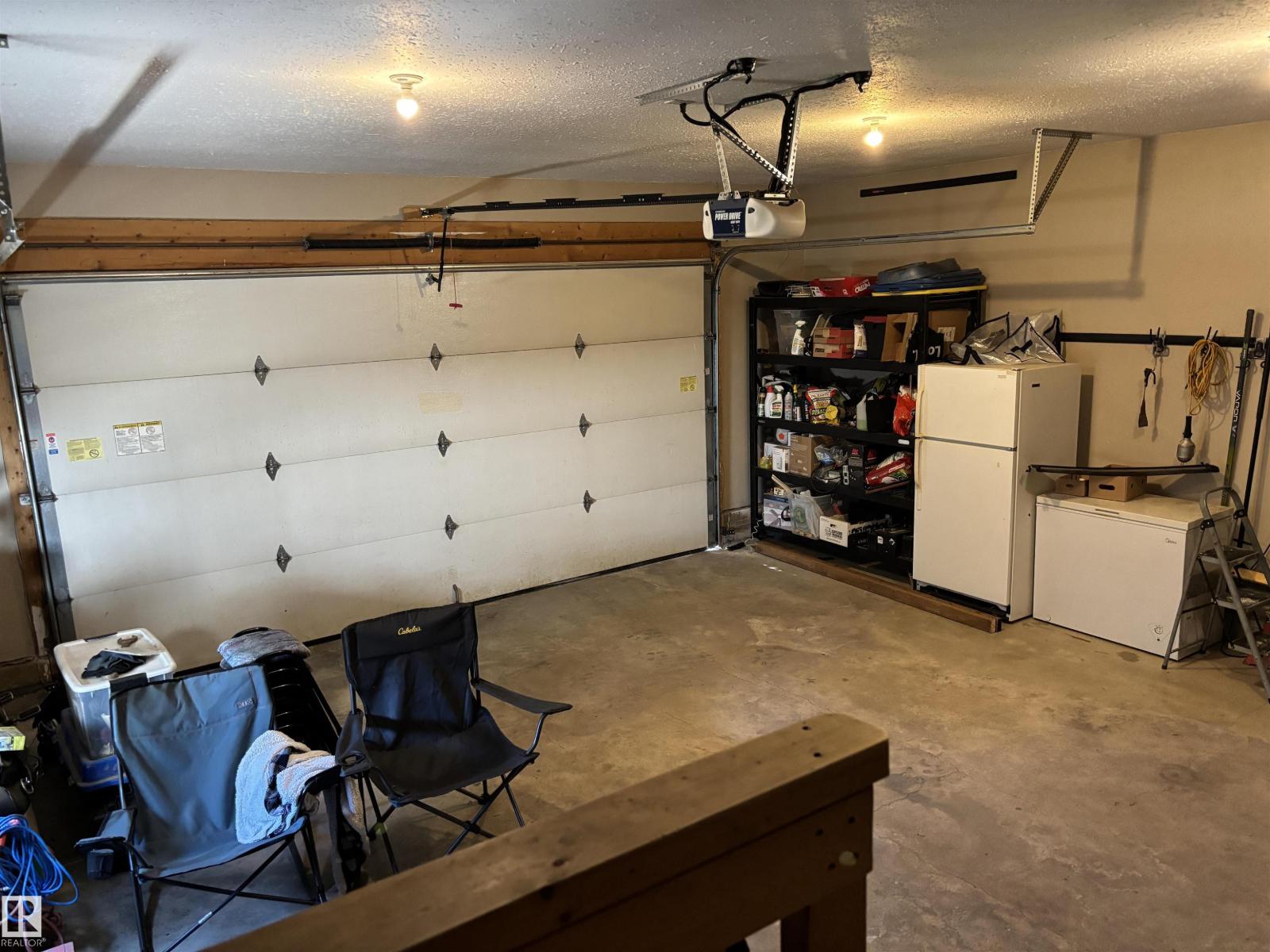 5314 52 AV - Photo 3 of 34, Elk Point, Alberta