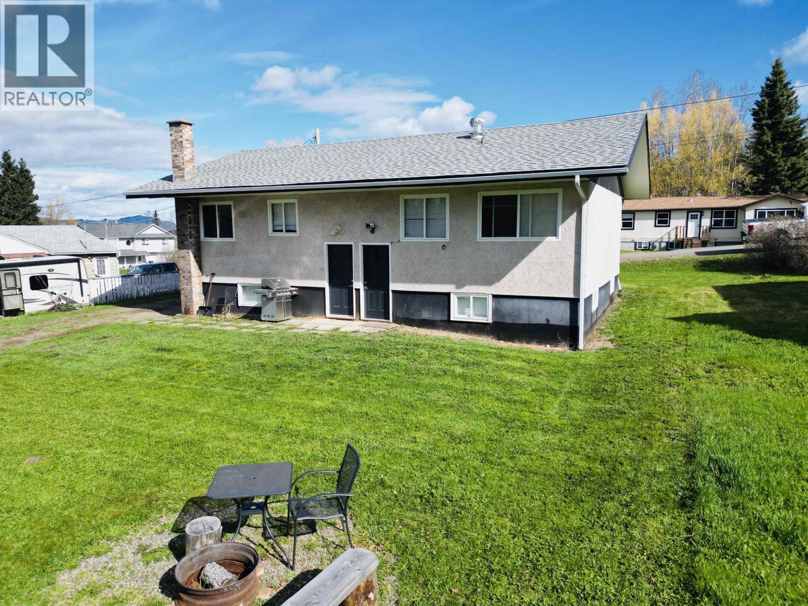 300 8TH AVENUE, Burns Lake