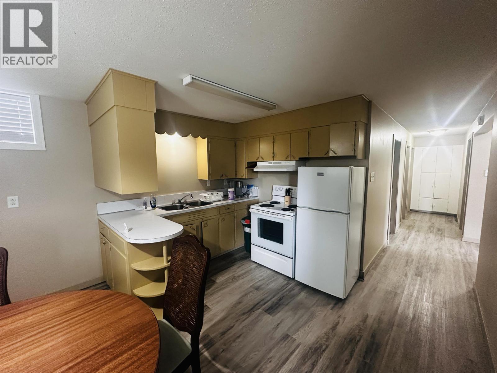 300 8TH AVENUE, Burns Lake