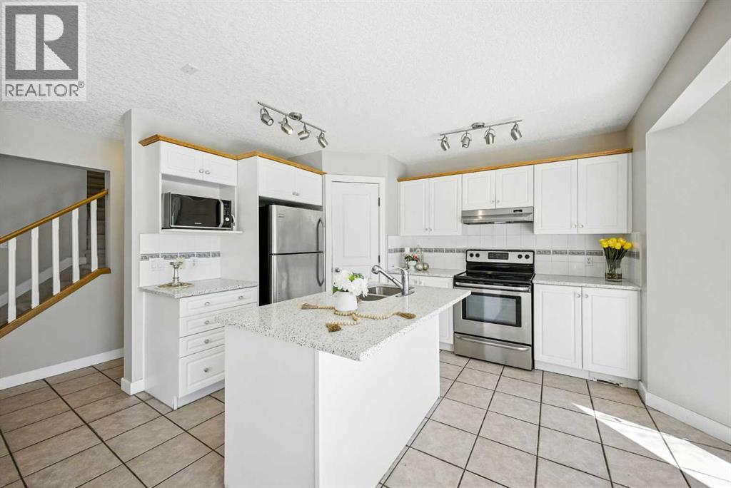 Photo 9 of 58 Tuscany Ridge View Nw, Calgary AB
