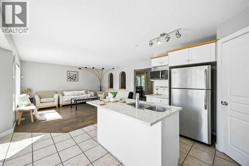 Photo 10 of 58 Tuscany Ridge View Nw, Calgary AB