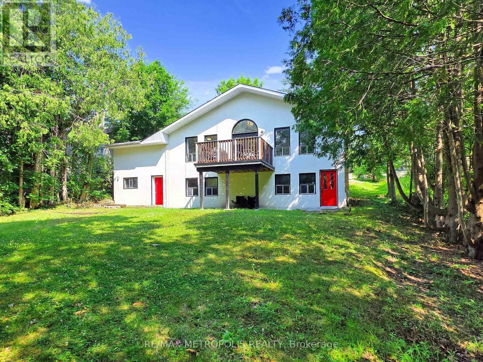 Photo 35 of 1000 Elgin Street, Newmarket ON