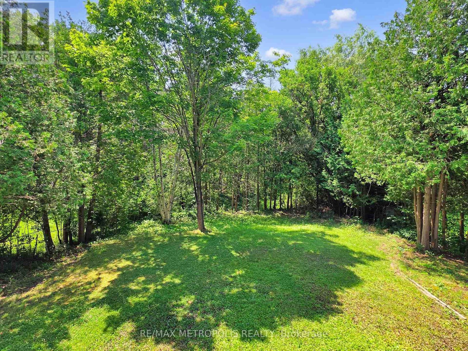Photo 48 of 1000 Elgin Street, Newmarket ON