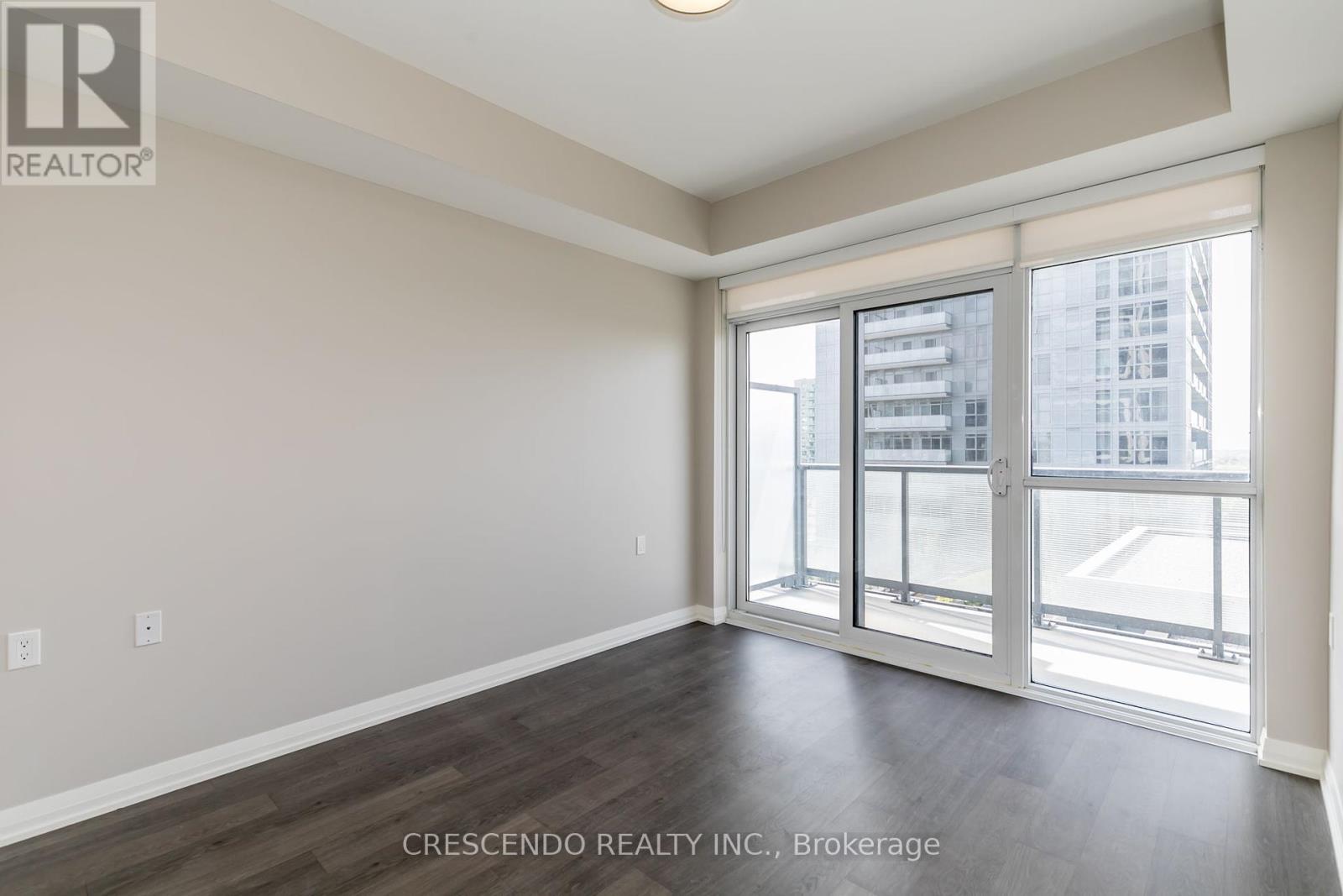 Photo 28 of 603 65 Oneida Crescent, Richmond Hill ON