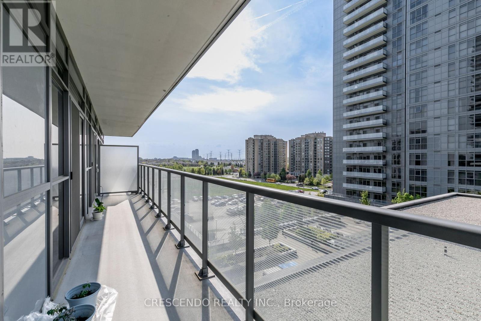 Photo 37 of 603 65 Oneida Crescent, Richmond Hill ON