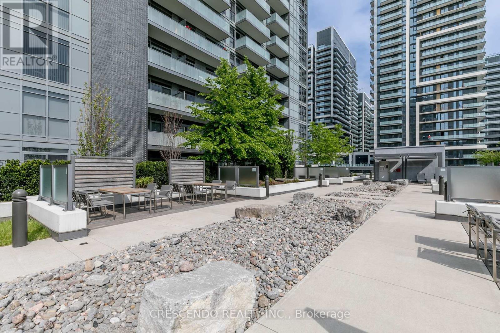 Photo 46 of 603 65 Oneida Crescent, Richmond Hill ON