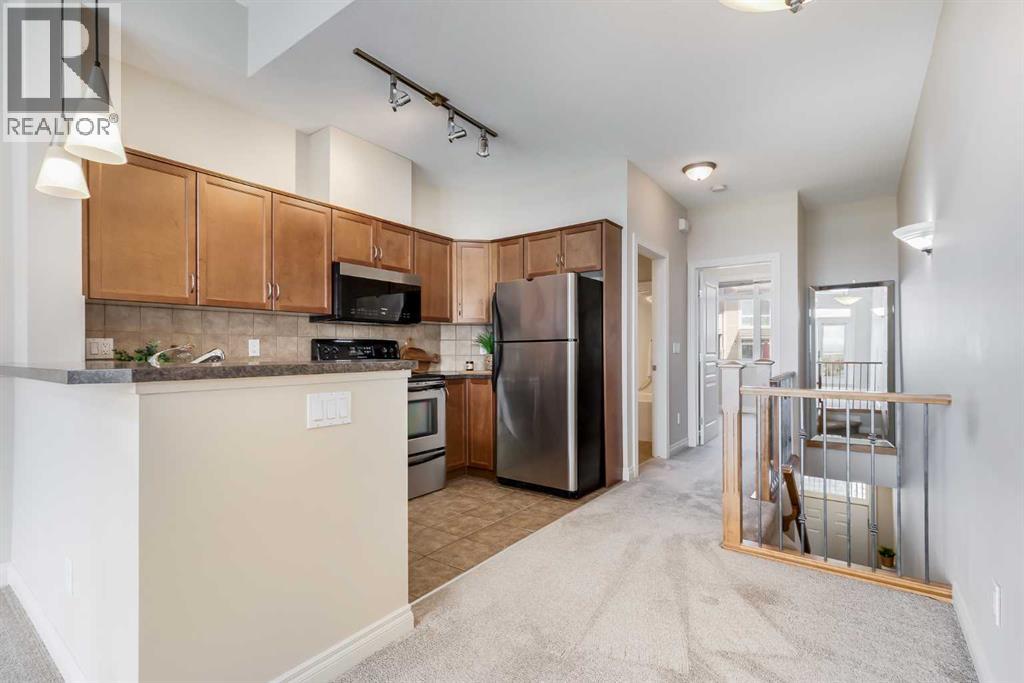 Photo 15 of 16 181 Rockyledge View Nw, Calgary AB
