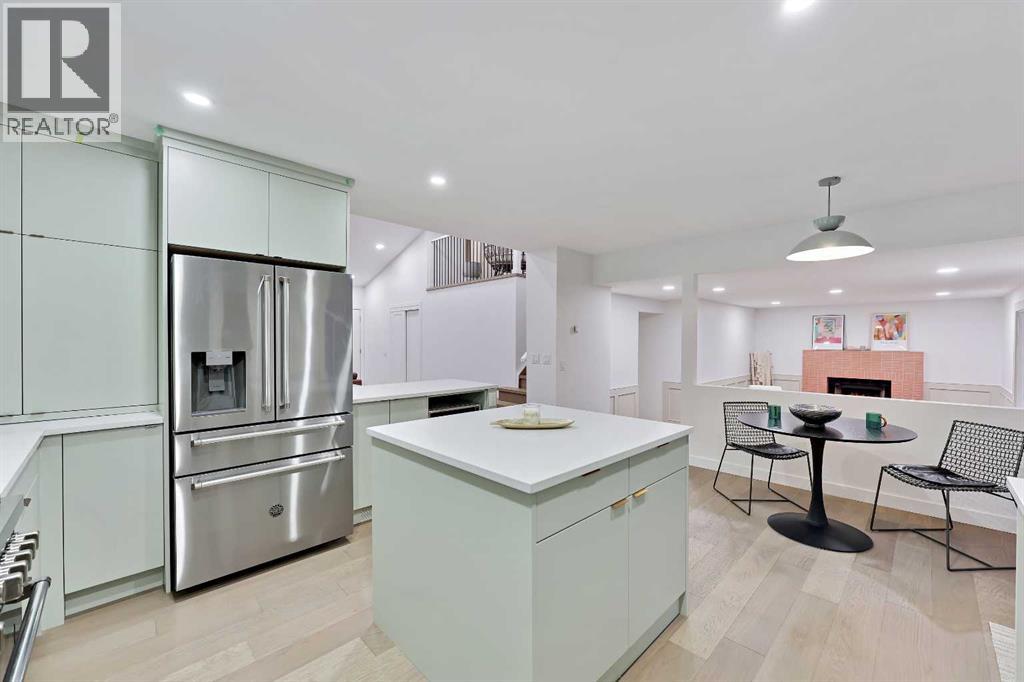Single Family House for Sale in  Woodbriar Circle SW Woodbine Calgary 