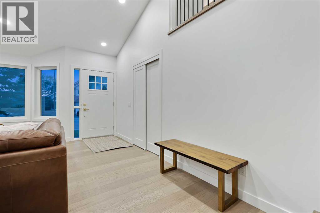 Single Family House for Sale in  Woodbriar Circle SW Woodbine Calgary 