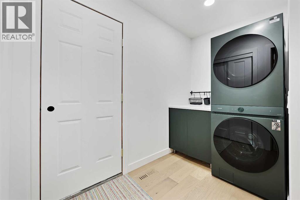 Single Family House for Sale in  Woodbriar Circle SW Woodbine Calgary 