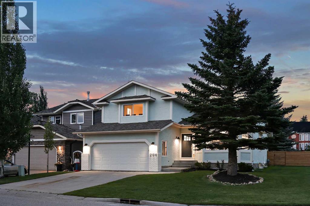 Single Family House for Sale in  Woodbriar Circle SW Woodbine Calgary 