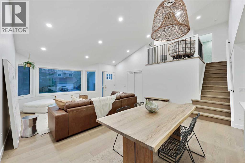 Single Family House for Sale in  Woodbriar Circle SW Woodbine Calgary 