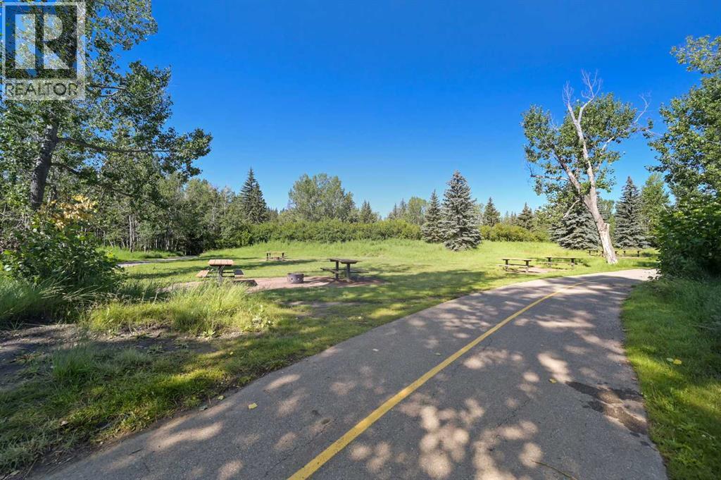 Single Family House for Sale in  Woodbriar Circle SW Woodbine Calgary 