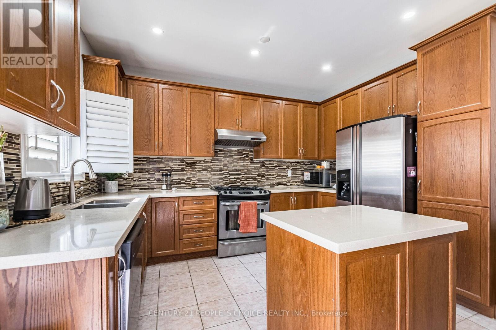 Photo 13 of 9 Mellowood Avenue, Brampton ON