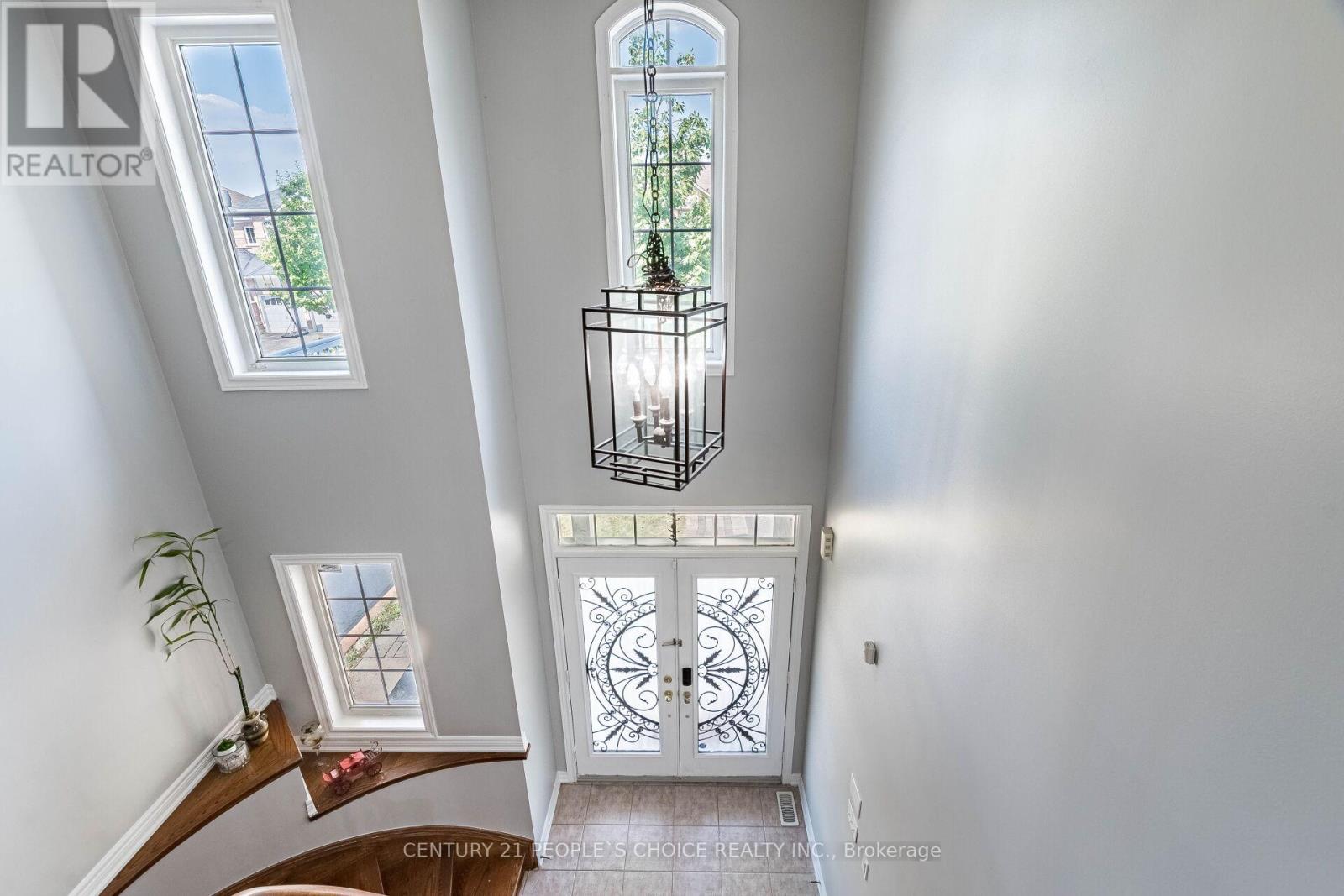 Photo 16 of 9 Mellowood Avenue, Brampton ON
