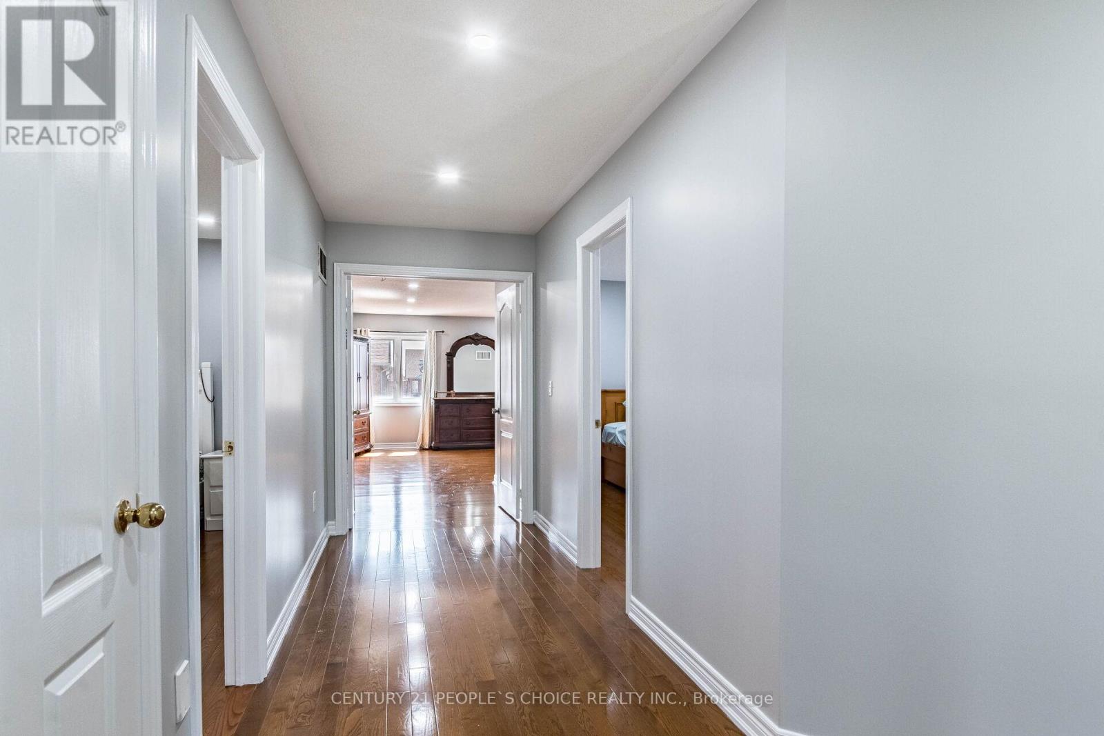 Photo 18 of 9 Mellowood Avenue, Brampton ON