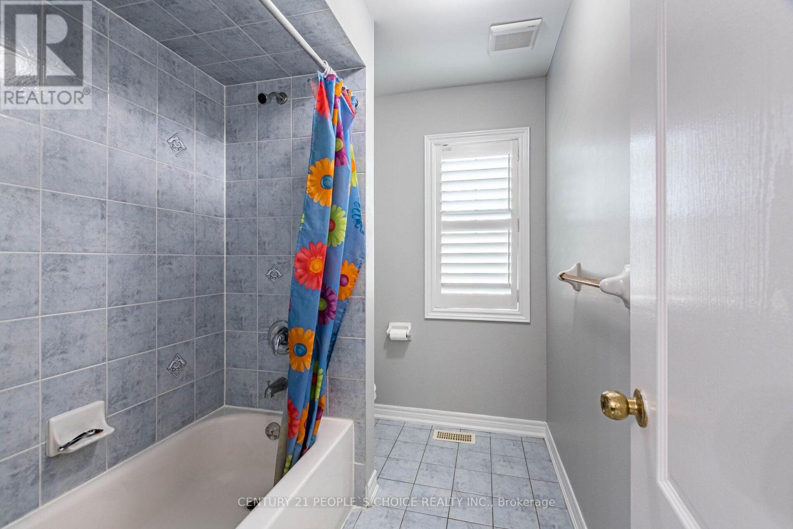 Photo 30 of 9 Mellowood Avenue, Brampton ON