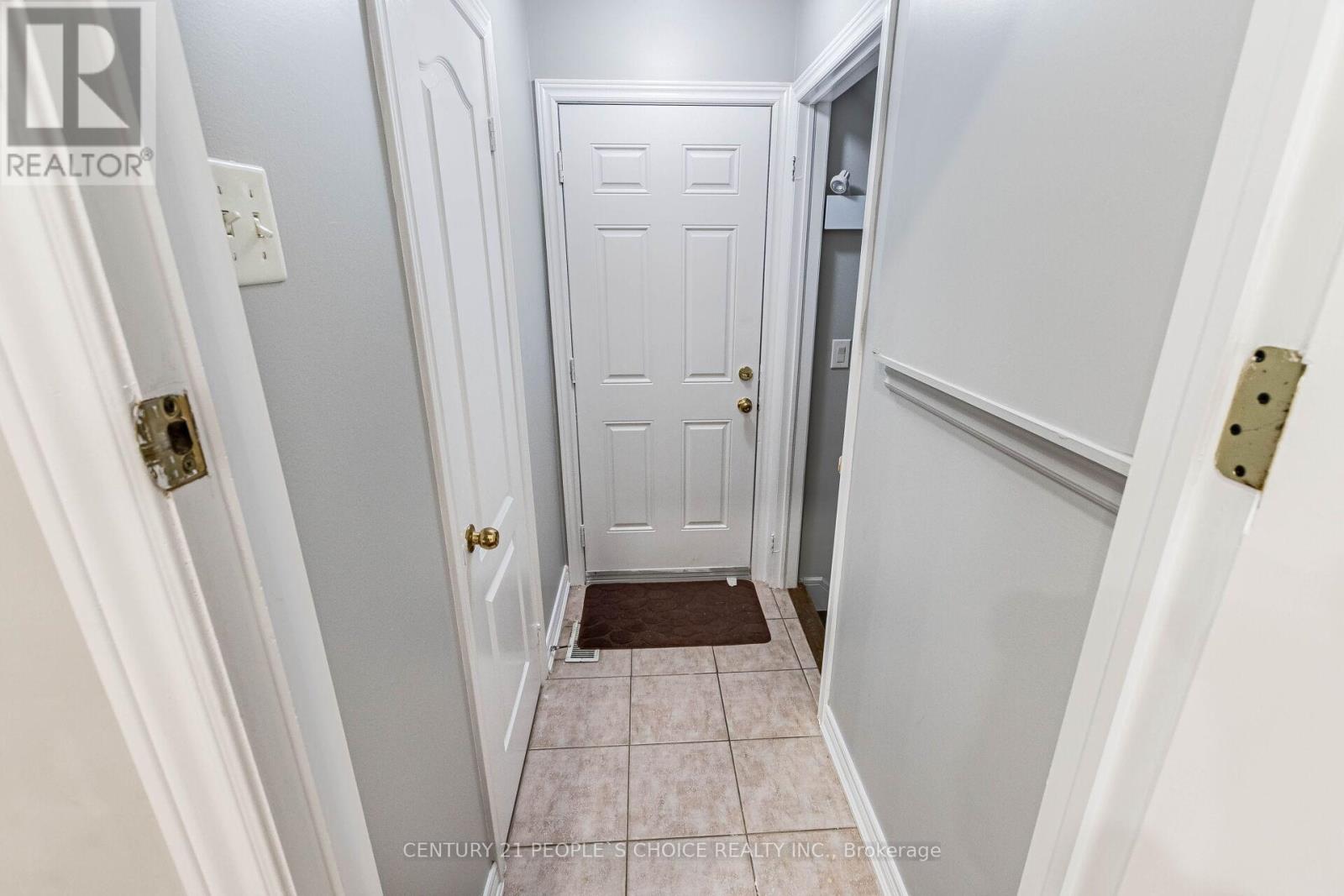Photo 35 of 9 Mellowood Avenue, Brampton ON