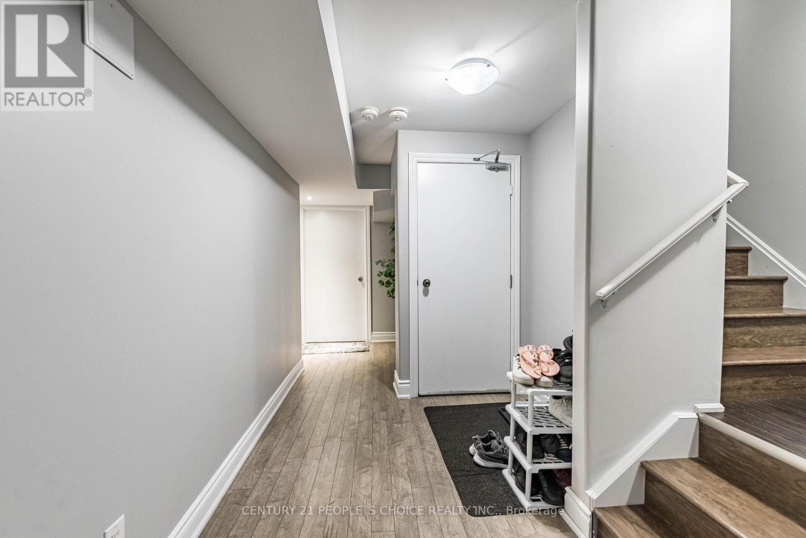Photo 37 of 9 Mellowood Avenue, Brampton ON