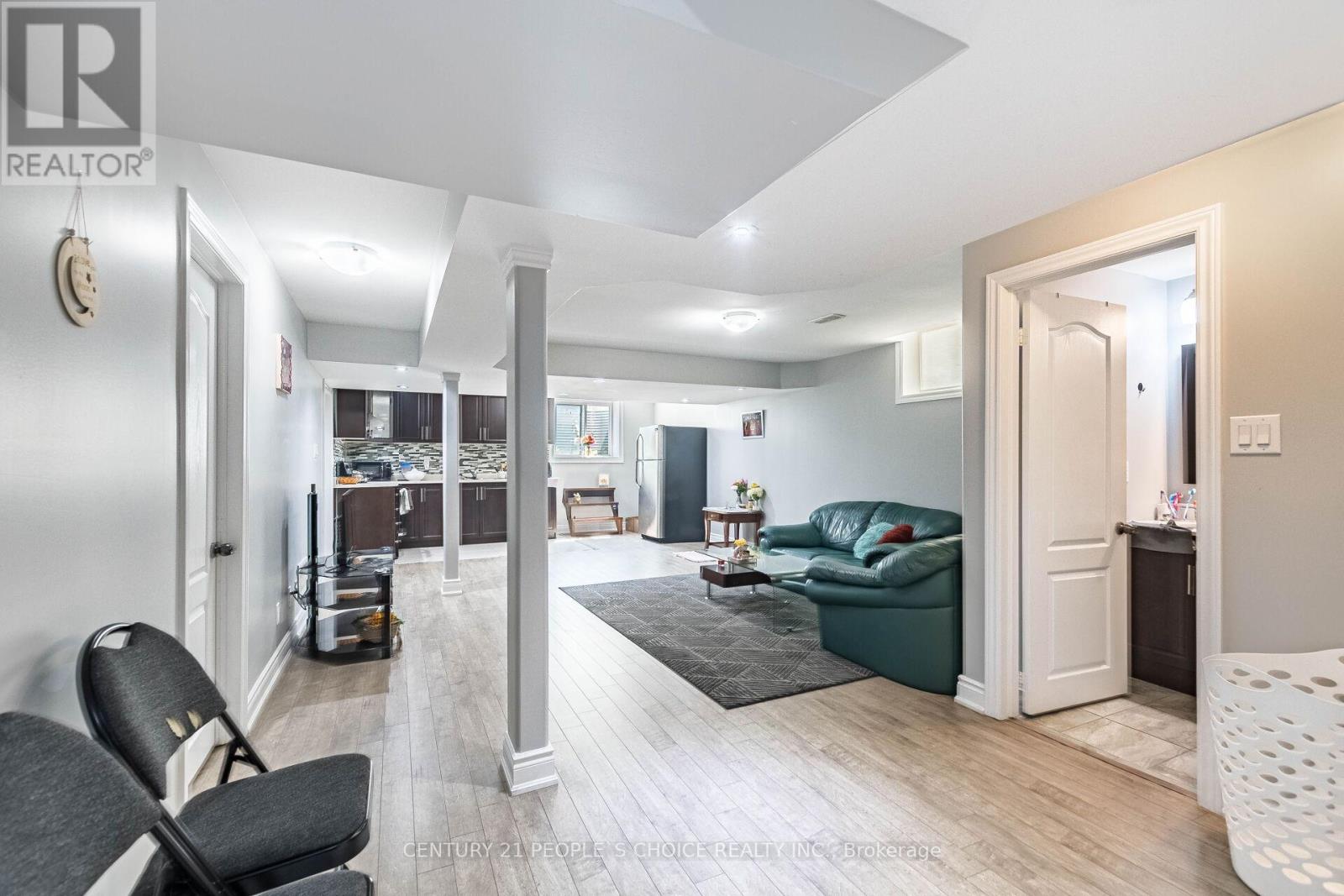 Photo 38 of 9 Mellowood Avenue, Brampton ON