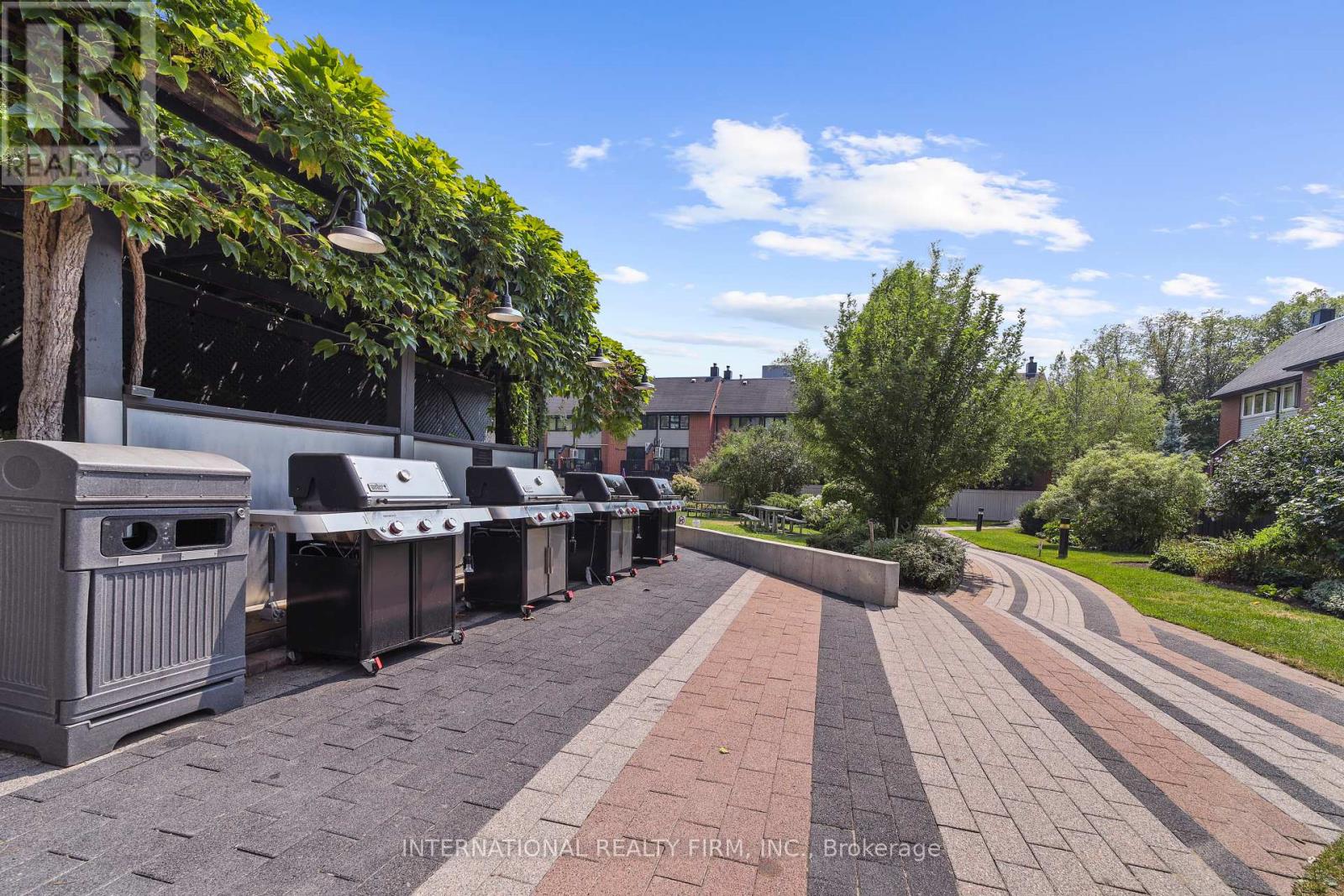 Photo 16 of 713 701 King Street W, Toronto ON
