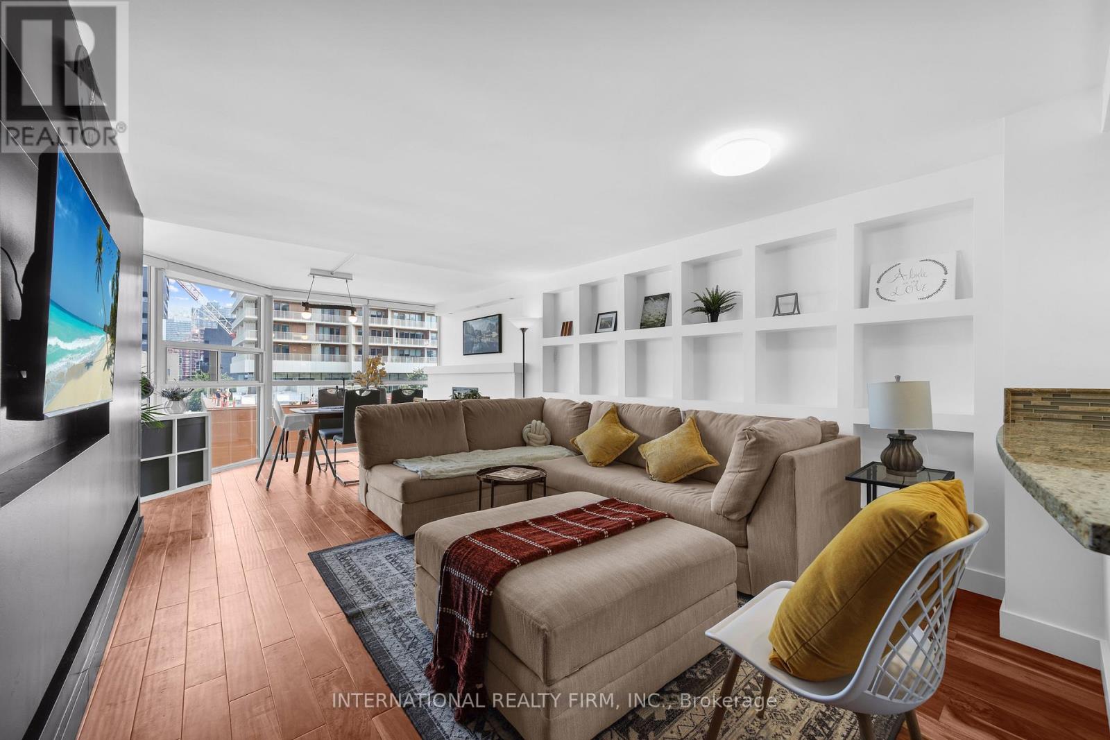 Photo 23 of 713 701 King Street W, Toronto ON