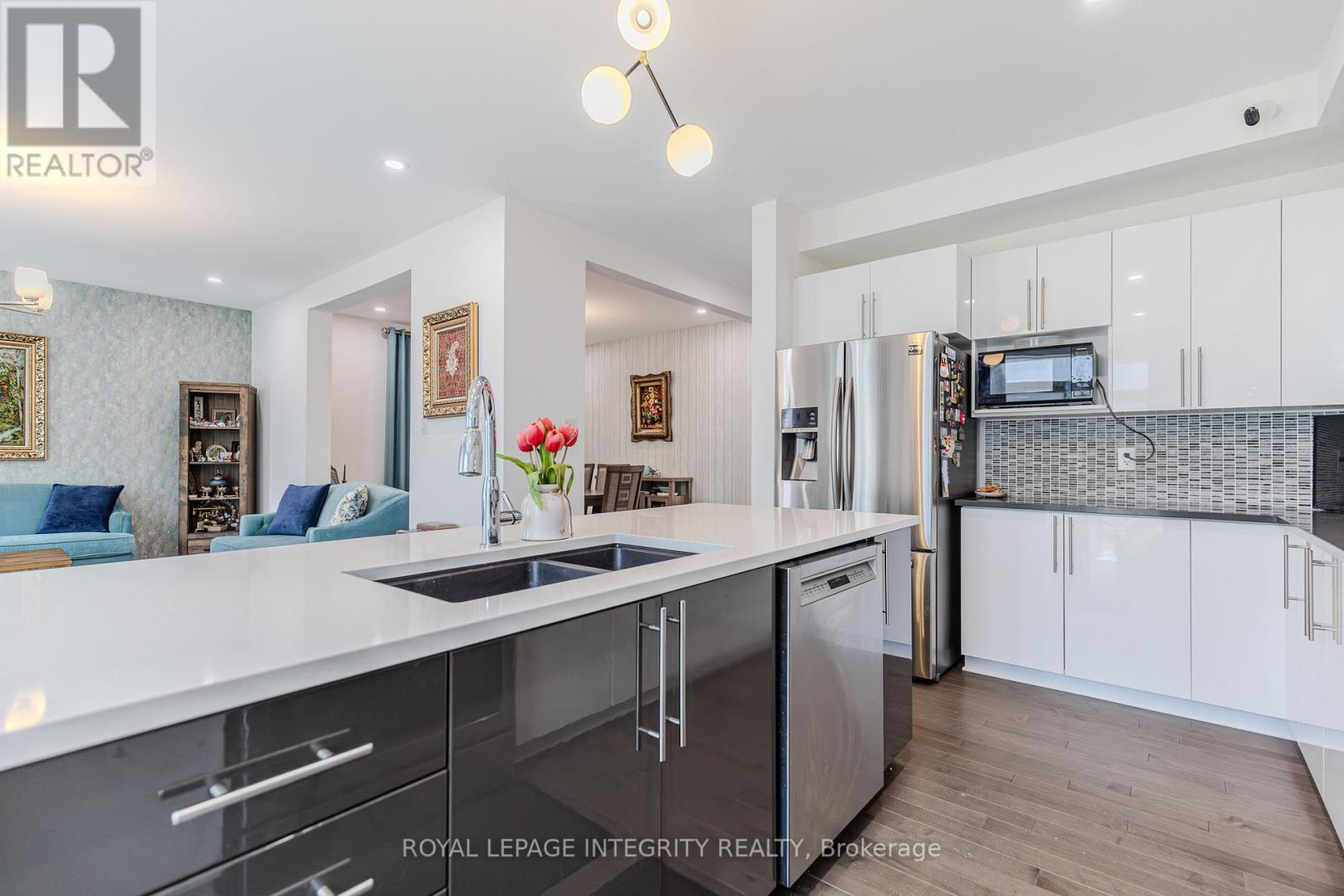 Photo 10 of 772 Samantha Eastop Avenue, Ottawa ON