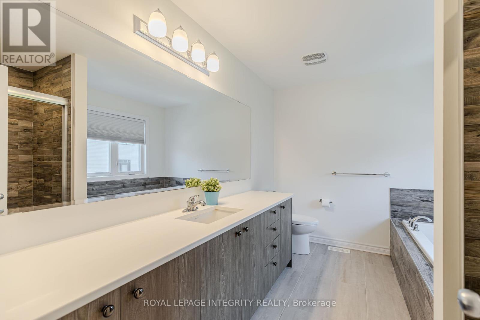 Photo 24 of 772 Samantha Eastop Avenue, Ottawa ON