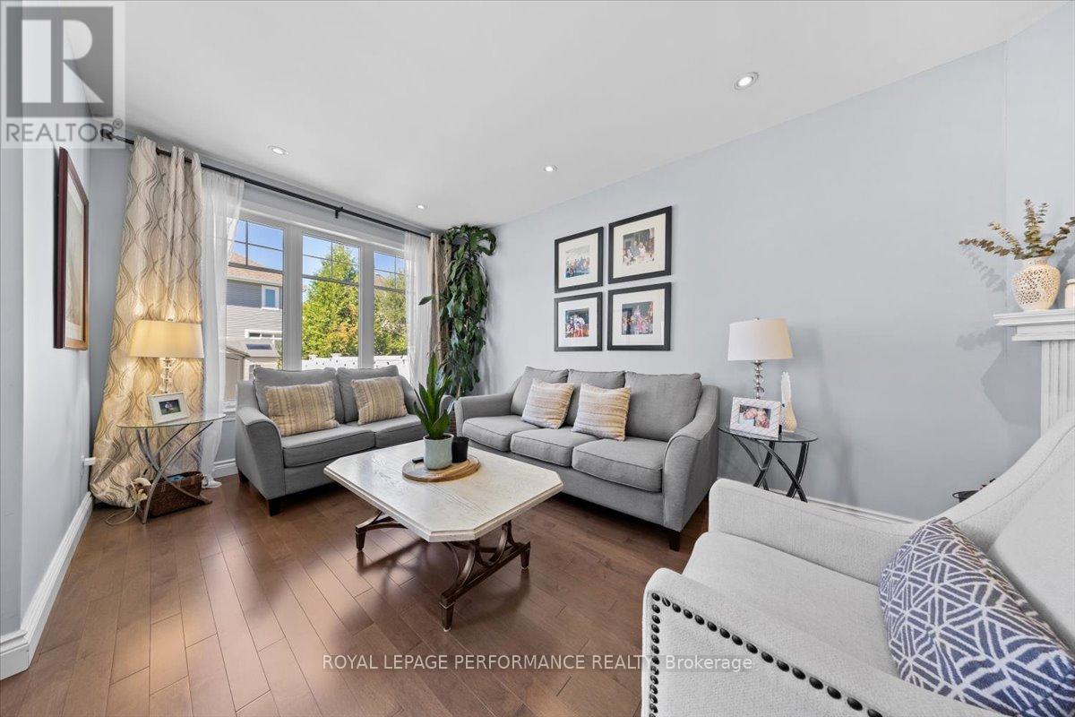 Photo 12 of 416 Rochefort Circle, Ottawa ON