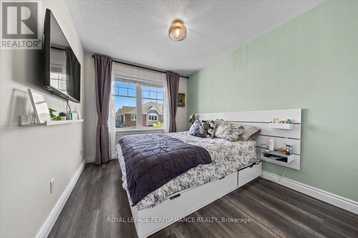 Photo 21 of 416 Rochefort Circle, Ottawa ON