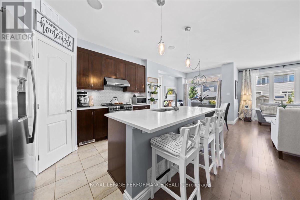 Photo 6 of 416 Rochefort Circle, Ottawa ON